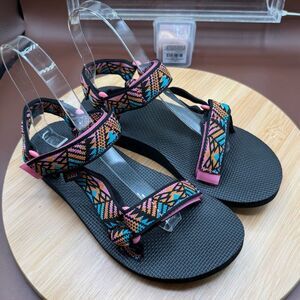Teva Women's Size 6 Original Universal Hiking Sandals 1003987 Pink Aztec